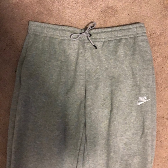 nike sweatsuit dicks